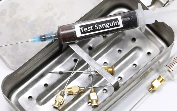 Syringe Text Test Sanguin Means Blood Test French Language Old — Stock Photo, Image