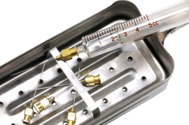 bir kez dezenfekte ve sterilize haşlanmış konteyner çelik 