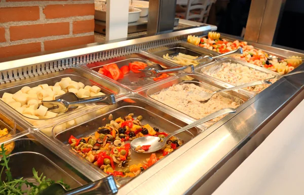 birçok gıdalar ile Restoran