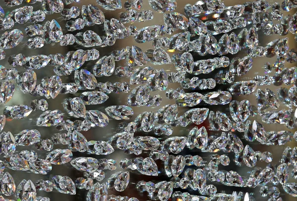 Fundo de muitos diamantes símbolo de luxo — Fotografia de Stock