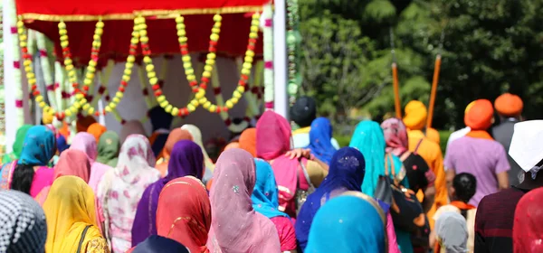 Religious sikh rite with men and women — Stock Photo, Image