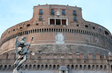 Hadrian'ın Türbesi kale kutsal Angel veya CA'ları olarak da bilinir