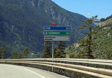 Lyon şehre gitmek için yol işaretleri Fransa yolda