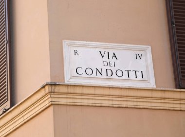 sokak adı Via dei Navona, Roma