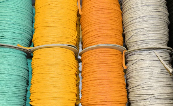 Threads for sale in a haberdashery shop for hobbyists — Stock Photo, Image