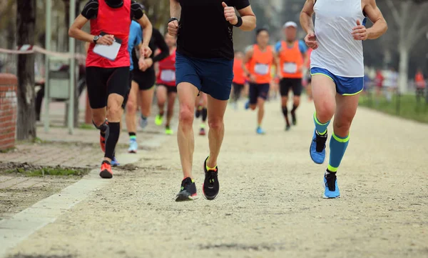 Footrace com muitos corredores — Fotografia de Stock