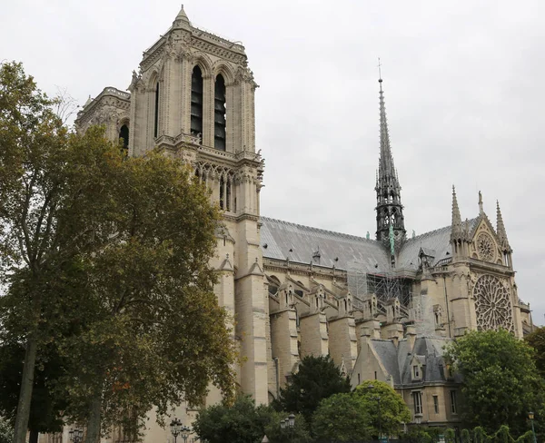 Basílica de Notre Dame en París antes del incendio —  Fotos de Stock