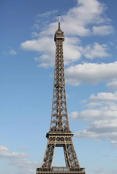 Torre Eiffel chamada Tour Eiffel em Paris França — Fotografia de Stock
