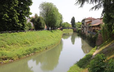 Vicenza kasabasında bacchiglione Nehri