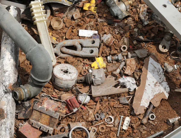 Achtergrond van roestige en geoxideerde oude voorwerpen achtergelaten in de Il — Stockfoto