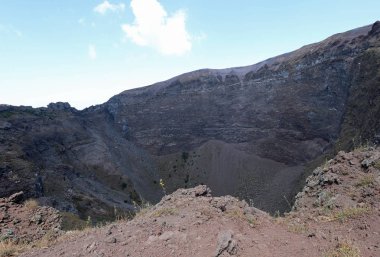 Volkan Vezüv krateri