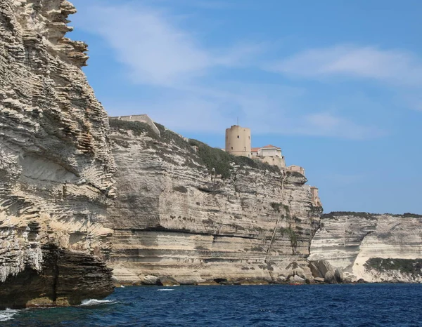 Torre de vigia da cidade de Bonifacio na Ilha da Córsega — Fotografia de Stock
