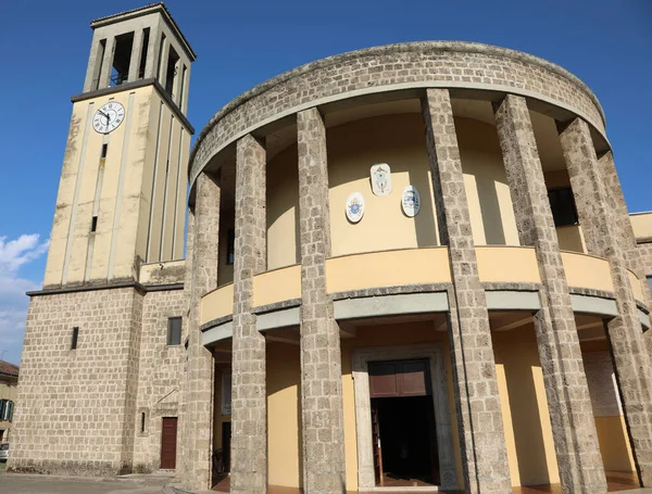 Kyrkan Saint Thomas Aquinas i Aquino stad — Stockfoto