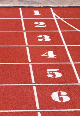 Spor tesisinde pist şeridi