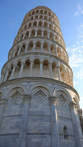 Pisa, PI, Italia - 21 agosto 2019: Torre pendente senza persone — Foto Stock