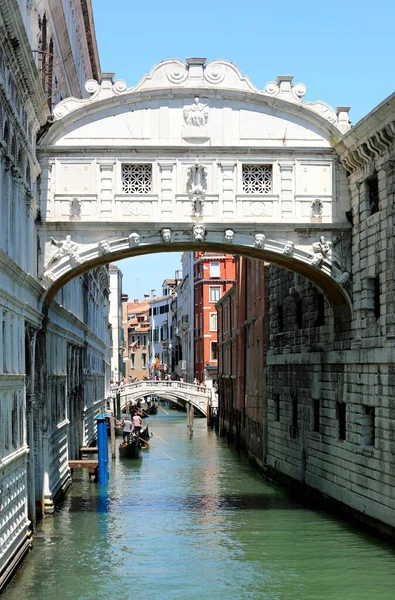 Bridge of Sighs in Venice Italy — Stock Photo, Image