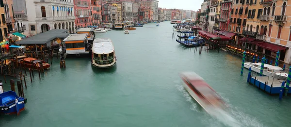 Hlavní Vodní Cesta Názvem Canal Grande Italském Jazyce Benátkách Itálii — Stock fotografie