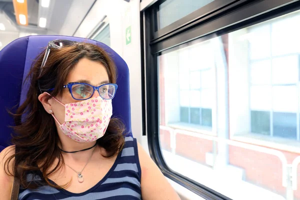 Woman Surgical Mask Travels Train Corona Virus Emergency — Stock Photo, Image