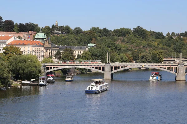 Vltava Rivier Praag Stad Meer Boten — Stockfoto