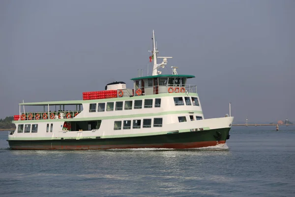 Navio Para Transporte Passageiros Lagoa Venice Chamado Vaporetto Língua Italiana — Fotografia de Stock