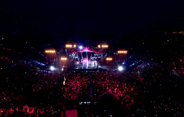 Верона Италия Июня 2017 Года Концерт Арене Большим Количеством Людей — стоковое фото