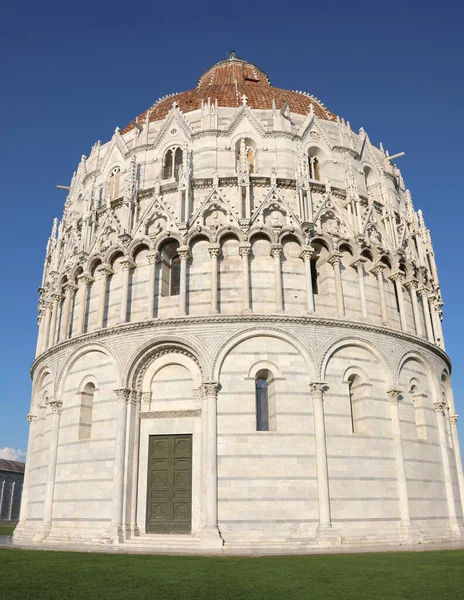 Pisa Italy August 2019 Famous Baptistery Square Miracles People — Stock Photo, Image