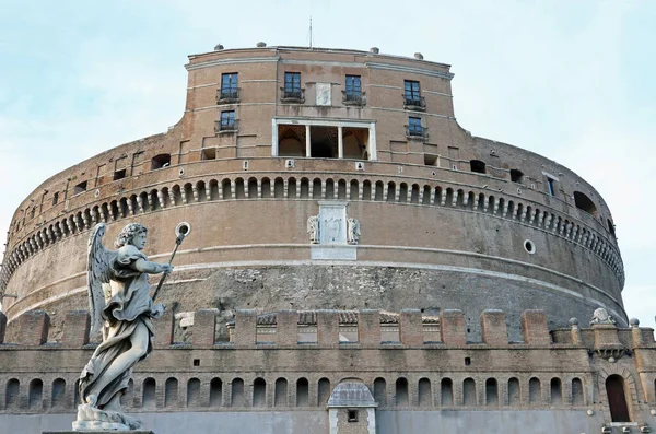 Rom Italien März 2019 Engelsburg Und Eine Antike Statue — Stockfoto