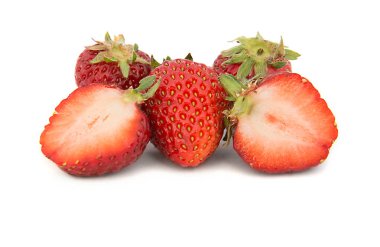 güzel, olgun, büyük parlak çilek izole arka plan üzerinde. Çilek izole.