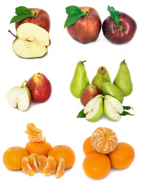 bir sürü beyaz bir arka plan üzerinde olgunlaşmış ve sulu meyve. Elma ve armut ve Mandarin birlikte. 