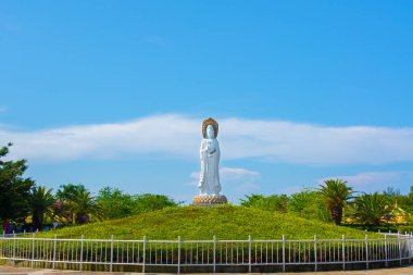 Budist Park, açık alan, birçok heykel ve güzel yerleri Sanya Island üzerinde.