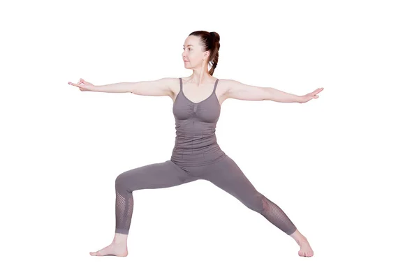 Молода дівчина виконує різні пози йоги, гнучку красиву модель на білому тлі. медитація та асан . — стокове фото