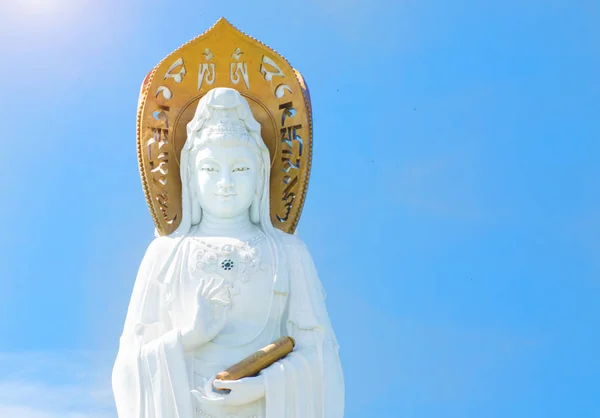 Budist Park, açık alan, birçok heykel ve güzel yerleri Sanya Island üzerinde. — Stok fotoğraf
