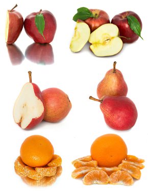 bir sürü beyaz bir arka plan üzerinde olgunlaşmış ve sulu meyve. Elma ve armut ve Mandarin birlikte. 