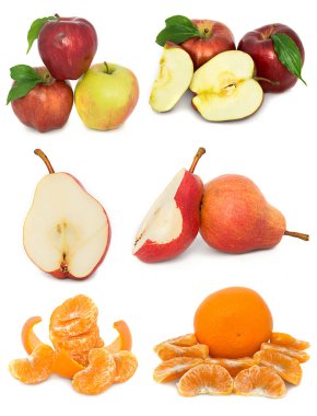 bir sürü beyaz bir arka plan üzerinde olgunlaşmış ve sulu meyve. Elma ve armut ve Mandarin birlikte. 