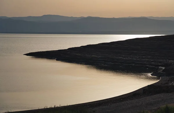 Ölü Deniz ve gün batımı — Stok fotoğraf