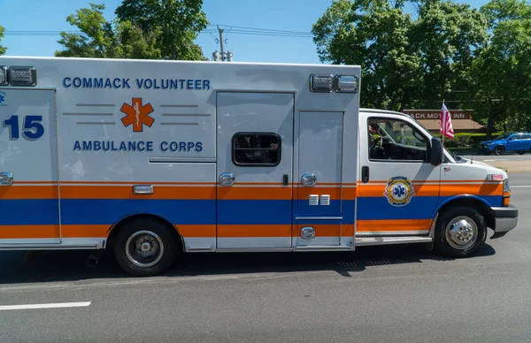Long Island Circa 2019 Ambulancia Voluntaria Local Corriendo Emergencia Por — Foto de Stock