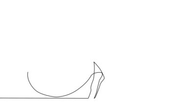 Benlik, çizim, animasyon sürekli tek çizgi hamile bir kadın emziren kadın el çizimi resim silueti.