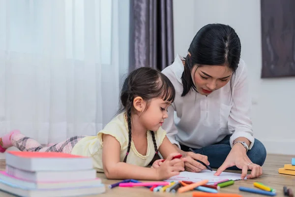 Maman Apprend Fille Dessiner Classe Art Retour École Concept Éducation — Photo