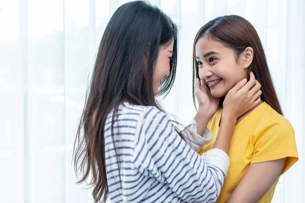 Two Asian Women Looking Each Others Home People Lifestyles Concept — Stock Photo, Image