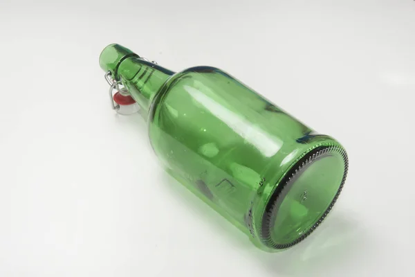 Groene Fles Bevatten Verschillende Dranken — Stockfoto