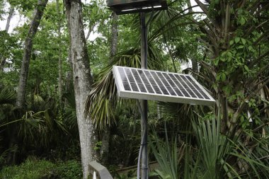 Enerji elde fotovoltaik hücreler için güvenli bir ortam üzerinden bir