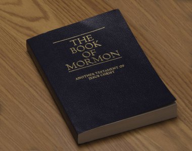 Mormon kitap kullanılan ve manevi ilham için okuyun .