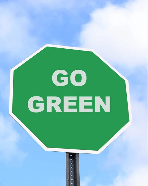 地球の気候変動を示す緑色の交通標識 — ストック写真