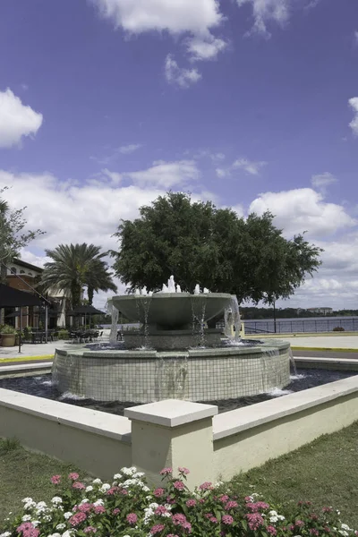 Orlando F kalbinde bulunan Güzel Baldwin Park köyü — Stok fotoğraf
