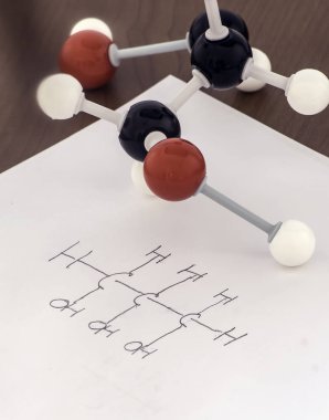 Gösteri, araştırma için kullanılan kimyasal model ve formül .