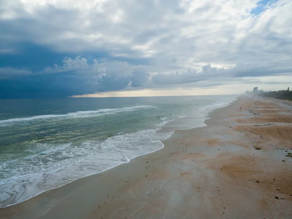 Ανατολή Ηλίου Στο Ormond Beach Φλόριντα Όπως Μια Καταιγίδα Πλησιάζει — Φωτογραφία Αρχείου