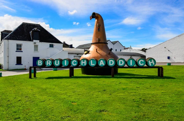 Islay United Kingdom August 2013 Scenic View Bruichladdich Distillery Island — Stock Photo, Image