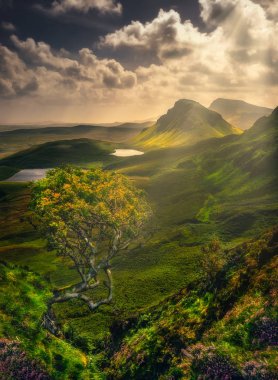Doğal manzara görünümünü Quiraing dağlarda Isle of Skye, İskoç highlands, İngiltere