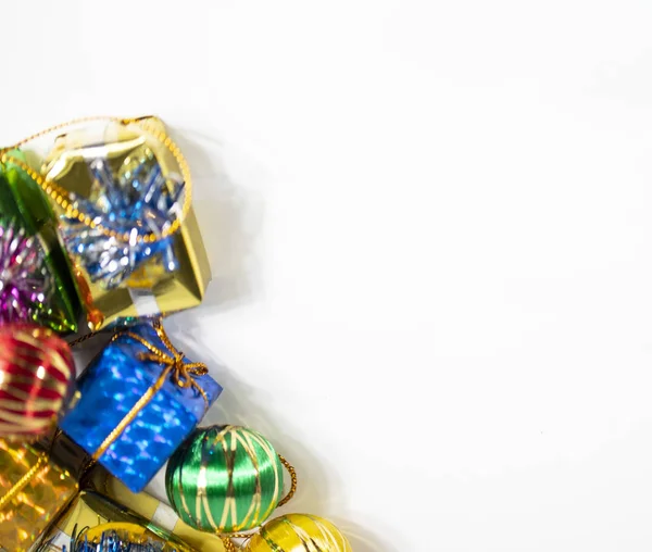 Weihnachten Hintergrund Mit Dekorationen Und Geschenkboxen Mit Kopierraum — Stockfoto