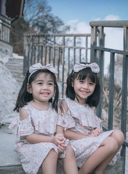 Two Little Girls Sitting Beauty Clothes — 스톡 사진